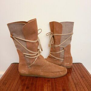 Sanuk Sangria Suede & Canvas Lace-up Moccasin Boots - Size 10